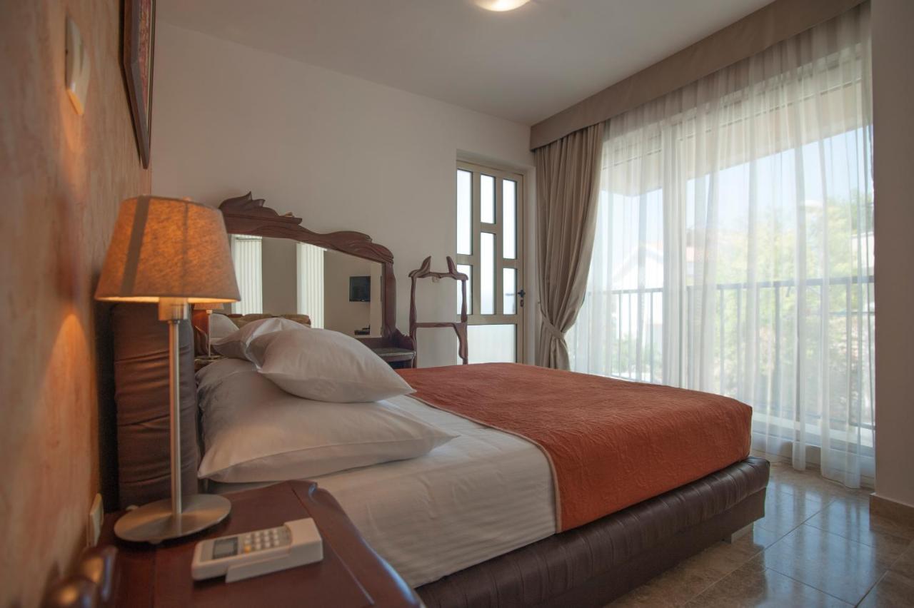 Guest House Przno Bay Ilha Sveti Stefan Exterior foto